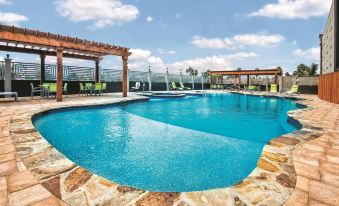 La Quinta Inn & Suites by Wyndham McAllen Convention Center