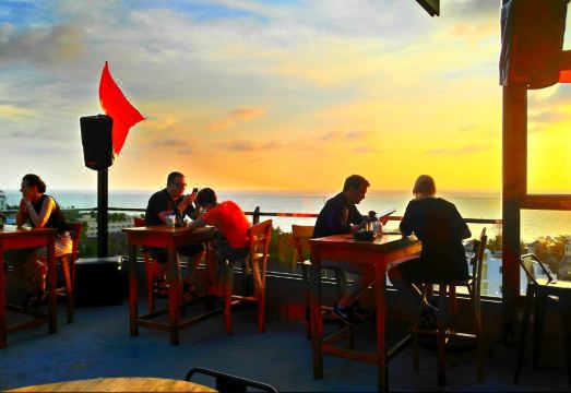 푸꾸옥 즈엉동 야시장 야경