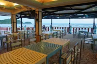 New Travel Beach Hotel & Resort Hotels in Tha Mai District