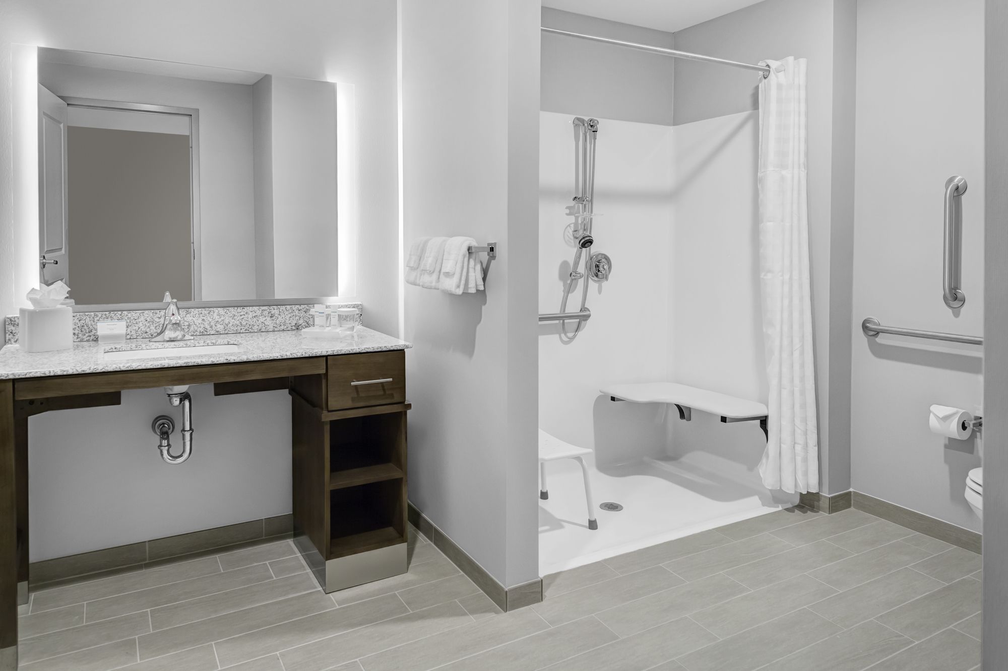 Homewood Suites by Hilton Wauwatosa Milwaukee