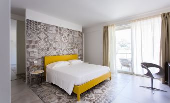 Luna Minoica Suites and Apartments