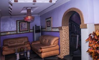 Abanet Hotel & Suites