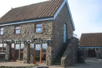 Tyncellar Farm Holiday Cottages Các khách sạn ở 
