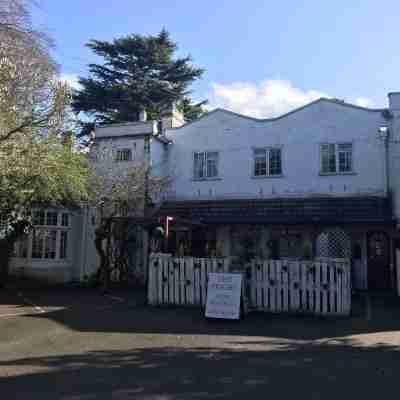 The Priory Hotel Hotel Exterior