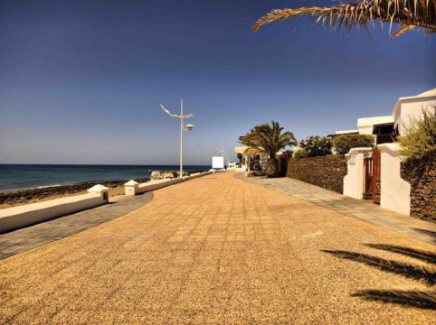 Blue Ocean Apartment in Lanzarote