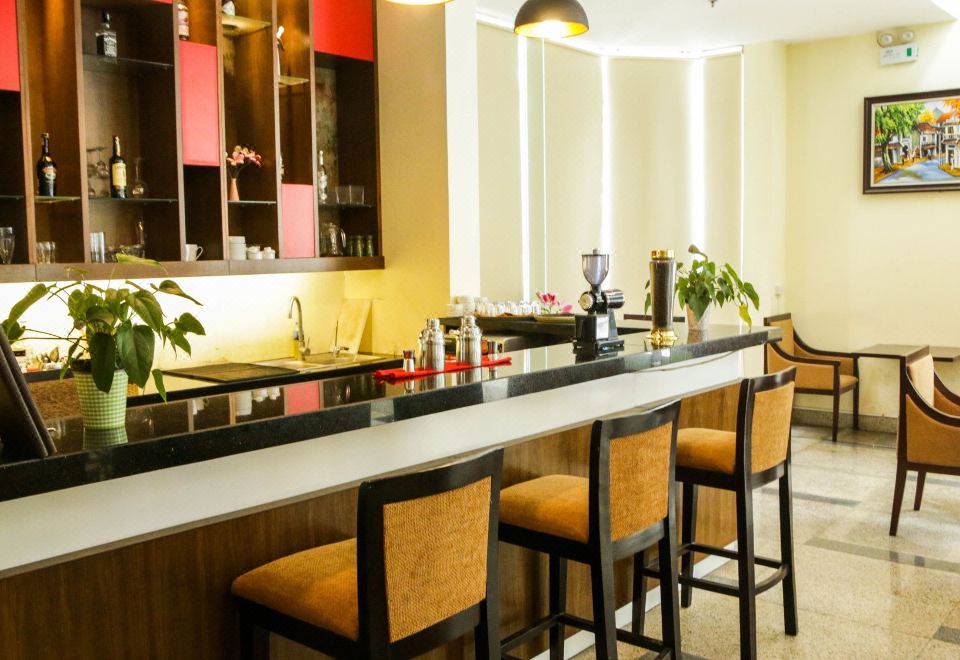 TQT Hanoi Hotel Over view