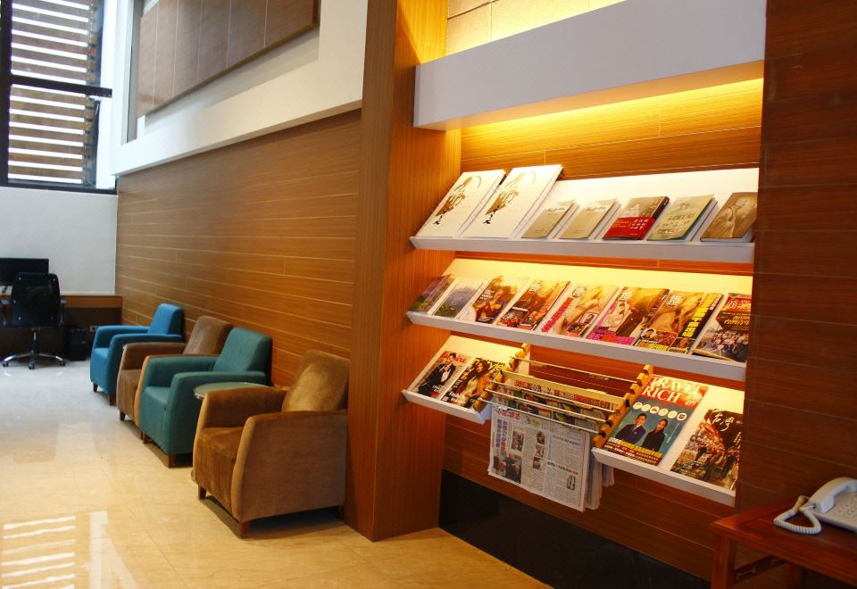 2. 호야 핫 스프링..