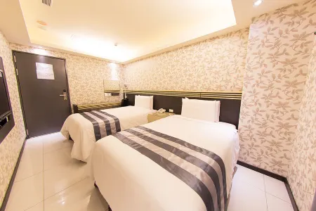 Vintage Apple Hotel