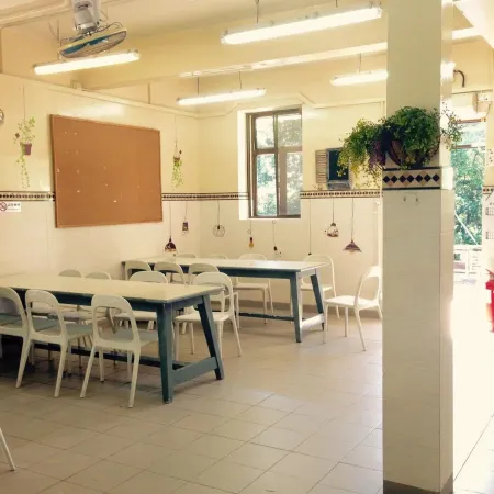 YHA Ngong Ping SG Davis Youth Hostel (Lantau Island) Отели рядом с достопримечательностью «Аутлет Citygate»