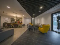 Watermark Hotel-The Harbour Hotels near Siziwan