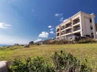 Guesthouse High Wave Hotels near Farglory Ocean Park