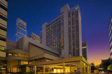 Sheraton Philadelphia Downtown Отели рядом с достопримечательностью «Пеннс Ландинг»