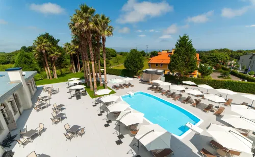 Hotel la Palma de Llanes by Gaiarooms - parking