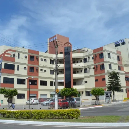 Lord Hotel Camburi