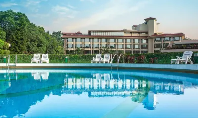 Hotel Mountview Hotel dekat Garden of Fragrance