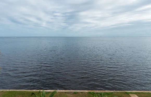 泰特斯維爾塔灣酒店