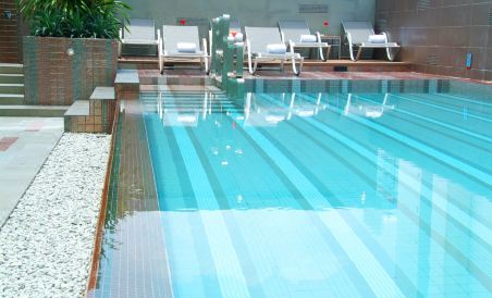 Amora NeoLuxe Suites Hotel - Housity