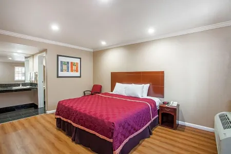 Express Inn & Suites Ontario Airport