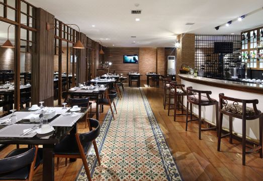 마닐라 로터스 호텔 로비