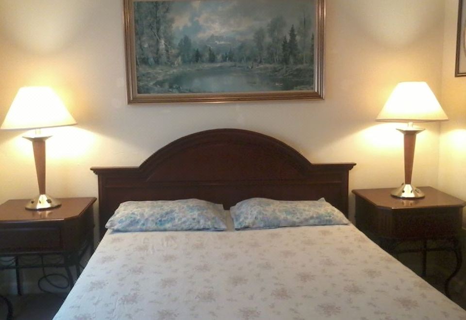 Hiland Terrace Hotel - Housity