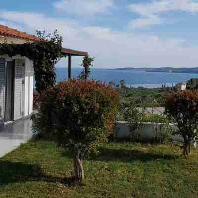 BanSala Villas Hotel Exterior