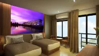 Pura Nakhon Hotel