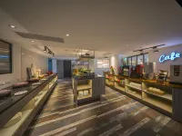 Watermark Hotel-The Harbour Hotels near Siziwan