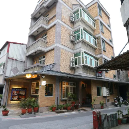Mozhu B&B Отели рядом с достопримечательностью «Бейсбольное поле Hualien»