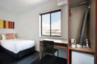 Villawood Hotel Hotels in Villawood