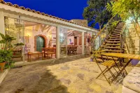 Alacati Eski Ev Hotel Hotel di Alacati Mahallesi