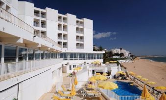 Holiday Inn Algarve - Armacao de Pera