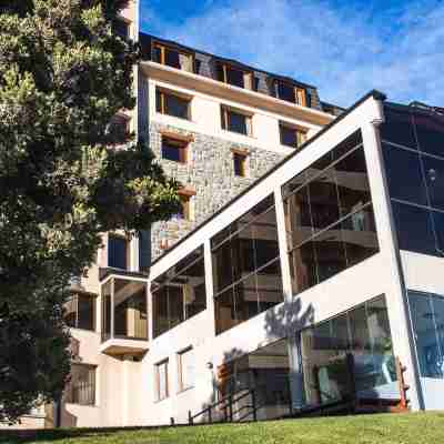 Alma Del Lago Suites & Spa Hotel Exterior