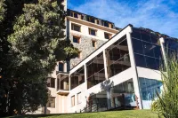 Alma Del Lago Suites & Spa Hotels in 