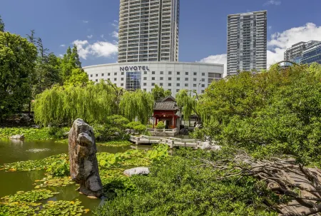 Novotel Sydney Darling Square Отели рядом с достопримечательностью «The Cenotaph»
