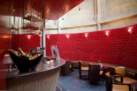 Kruisherenhotel Maastricht - Oostwegel Collection, Member of Design Hotels Hotels in Maastricht