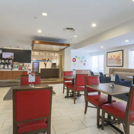 Holiday Inn Express ROCHESTER NE - IRONDEQUOIT by IHG