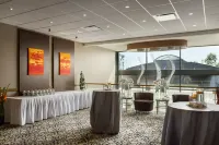 Poco Inn and Suites Hotel & Conference Centre Hotels in Pitt Meadows