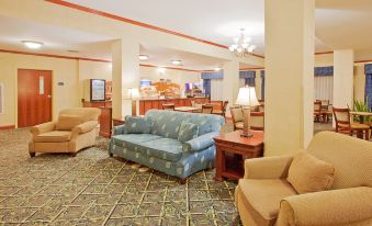 Holiday Inn Express & Suites Panama City-Tyndall