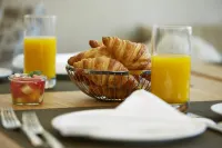 Steigenberger Hotel am Kanzleramt - breakfast
