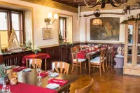 Wagners Hotel Greifen-Post Hotels in Feuchtwangen