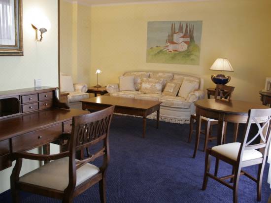 Hotel Landhaus Milser Reviews For 4 Star Hotels In Duisburg Trip Com