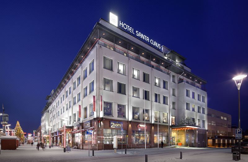 Santa's Hotel Santa Claus