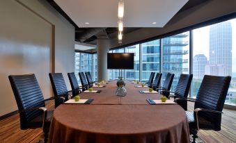 Loews Atlanta Hotel