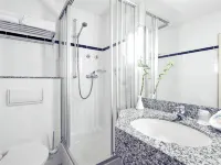 โรงแรมเมอร์เคียว เคิล์น เบลฟอร์ทซตราเซอ