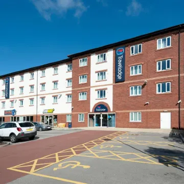 Travelodge Warrington Gemini Hotels near Warrington Central