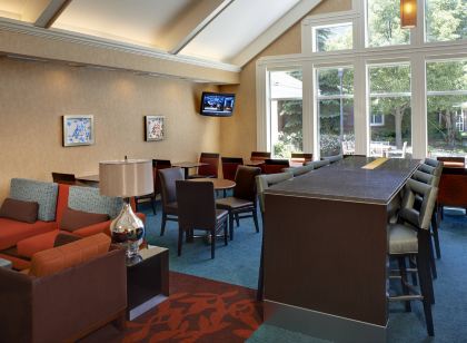 Sonesta ES Suites Chicago Waukegan Gurnee