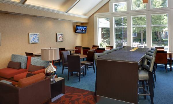 Sonesta ES Suites Chicago Waukegan Gurnee