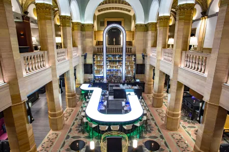 The Midland Hotel, Chicago, a Tribute Portfolio Hotel Отели рядом с достопримечательностью «Лури Гарден»