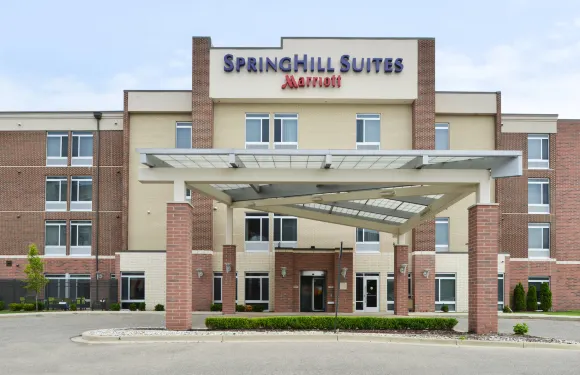 羅穆勒斯底特律都會機場萬豪SpringHill酒店