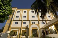 Hotel Dunia Bamako Hotels near Marché "DIBIDA"